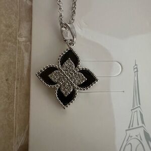 Silver Clover Pendant Necklace